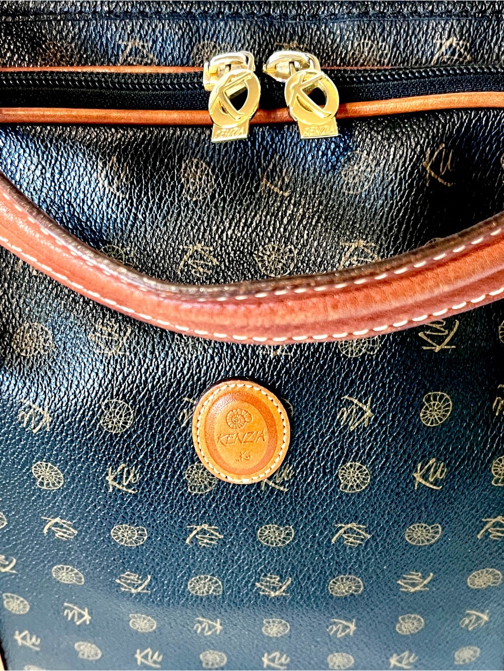 Vintage Kenzia By KU Italy Monogram Briefcase Tote Satchel Bag Black Tan Trim - Picture 3 of 8